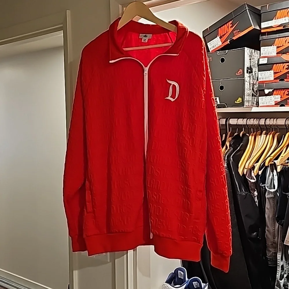 Disney jacket - Picture 3 of 5